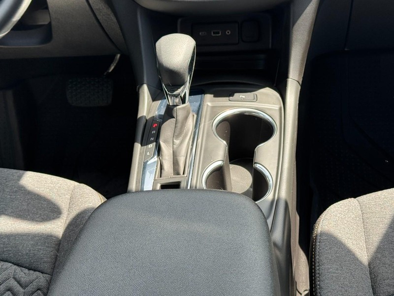 Chevrolet Equinox Vehicle Image 14