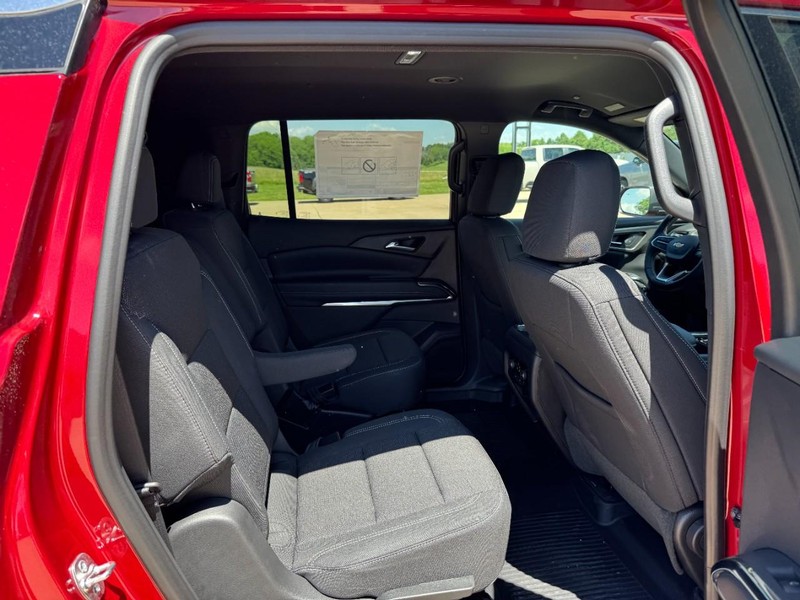 2026 Chevrolet Traverse LT - Photo 5