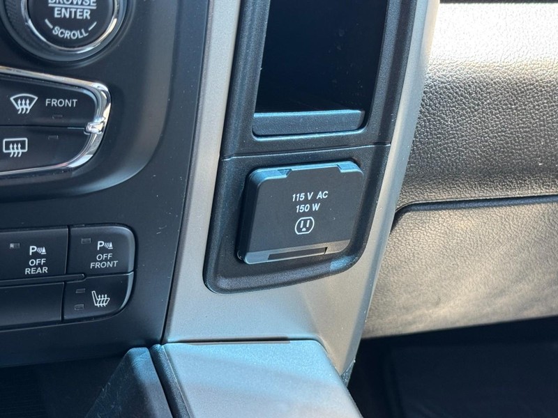 Ram 1500 Vehicle Image 20
