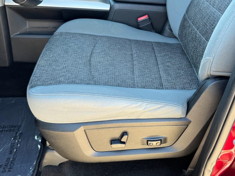 Ram 1500 Vehicle Image 24