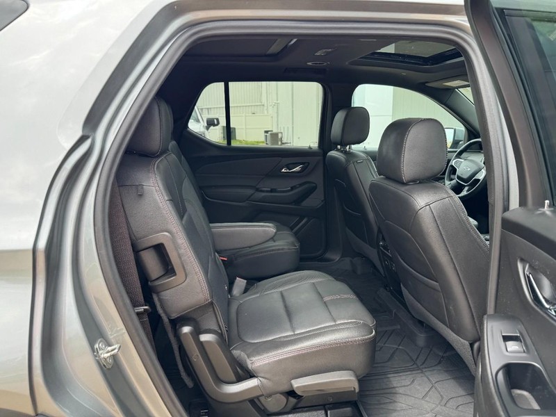 Chevrolet Traverse Vehicle Image 10