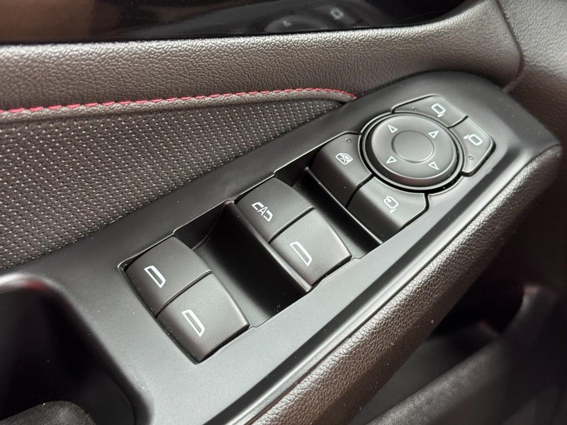 Chevrolet Traverse Vehicle Image 25