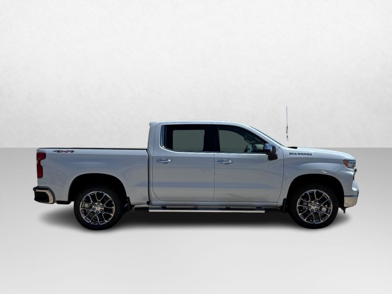 Chevrolet Silverado 1500 Vehicle Image 02