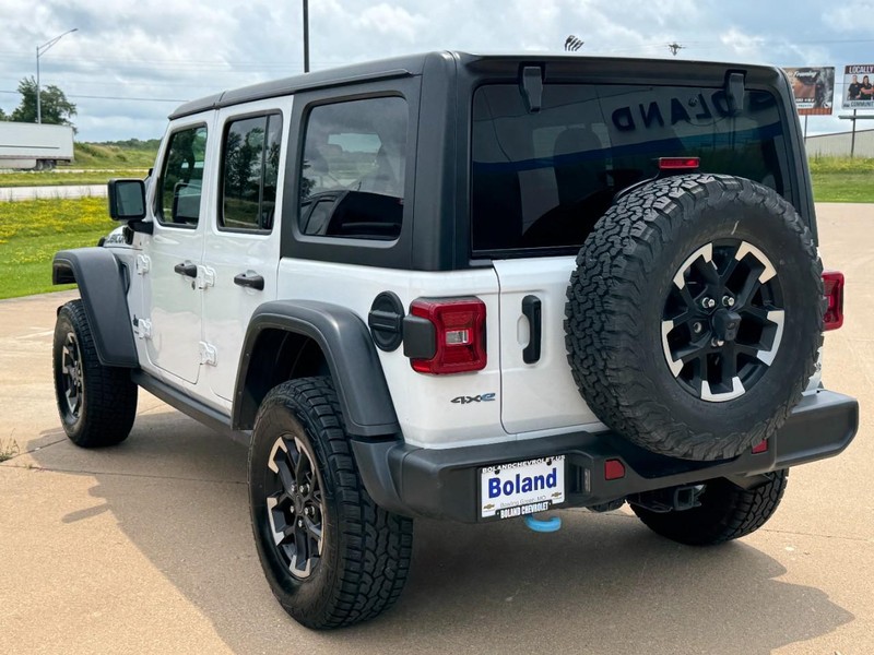 Jeep Wrangler 4xe Vehicle Image 06