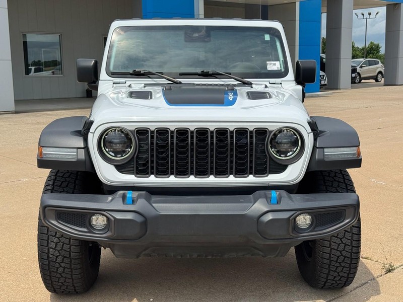 Jeep Wrangler 4xe Vehicle Image 09