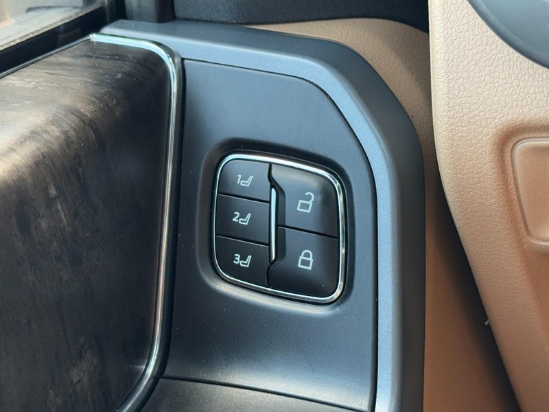 Ford F-150 Vehicle Image 16