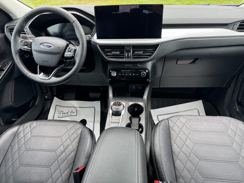 Ford Escape Vehicle Image 11