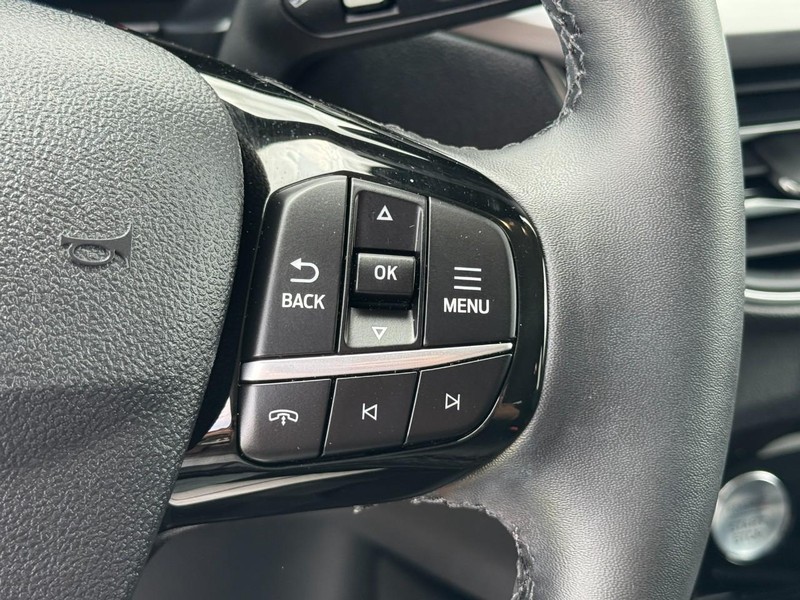 Ford Escape Vehicle Image 18