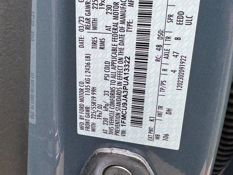 Ford Escape Vehicle Image 25