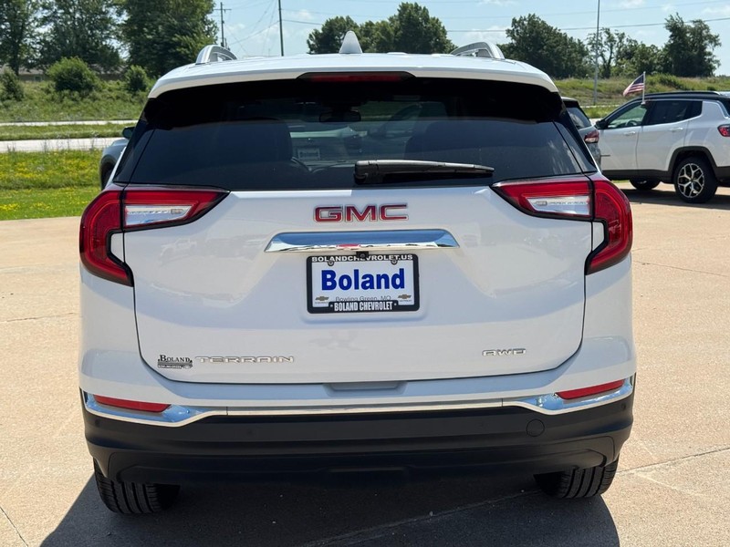 GMC Terrain Vehicle Image 04