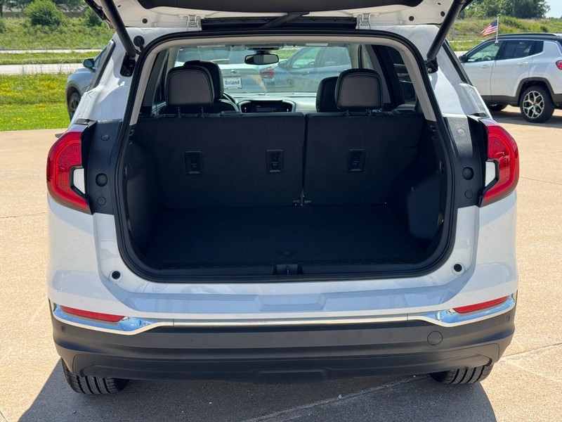 GMC Terrain Vehicle Image 05