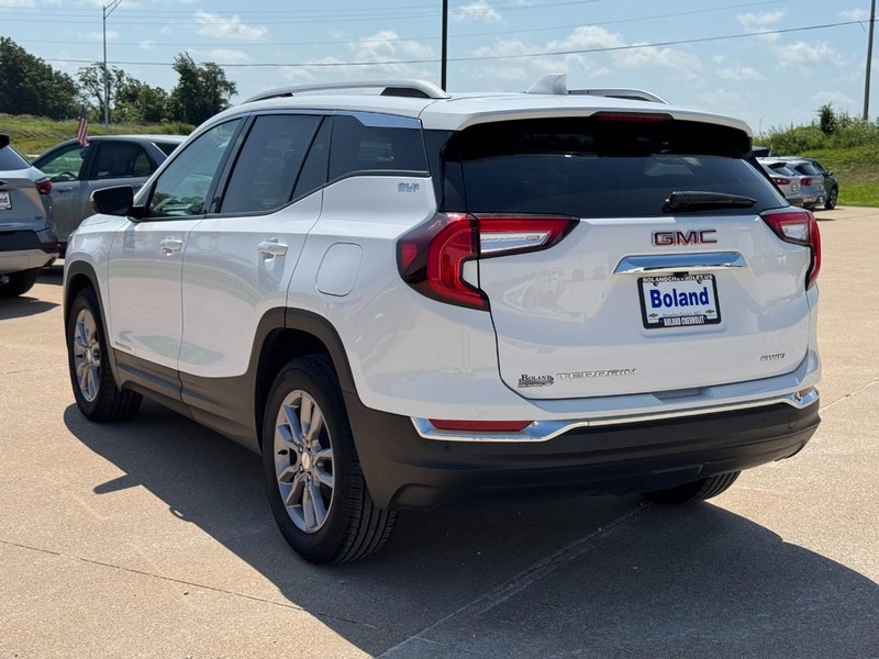 GMC Terrain Vehicle Image 06