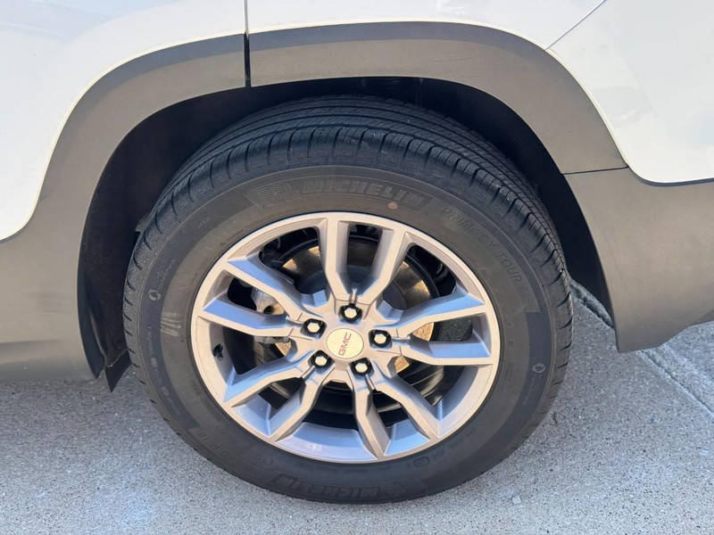 GMC Terrain Vehicle Image 07