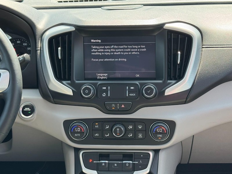 GMC Terrain Vehicle Image 13