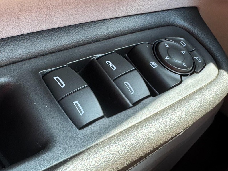 GMC Terrain Vehicle Image 23
