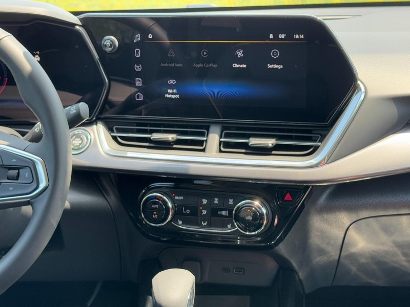Chevrolet Trax Vehicle Image 08