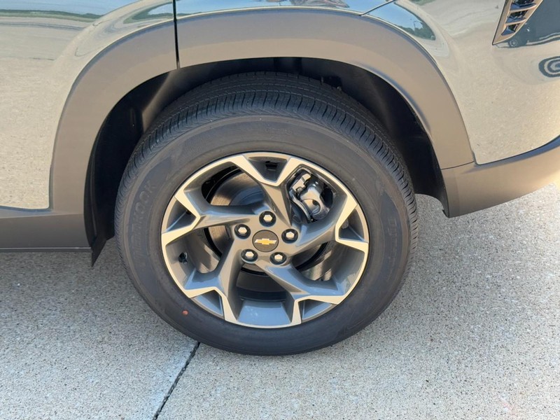 Chevrolet Trax Vehicle Image 04