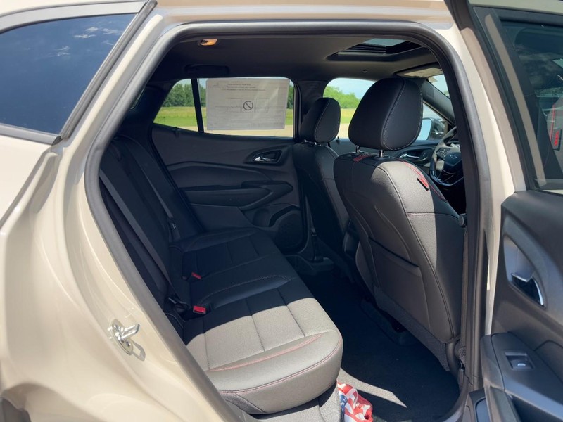 Chevrolet Trax Vehicle Image 05