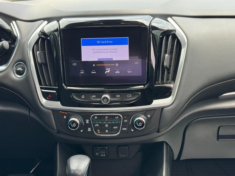 Chevrolet Traverse Vehicle Full-screen Gallery Image 13