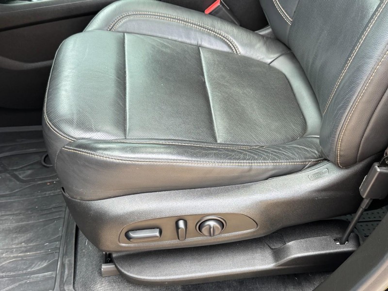 Chevrolet Traverse Vehicle Full-screen Gallery Image 23