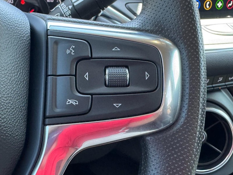 Chevrolet Blazer Vehicle Full-screen Gallery Image 17