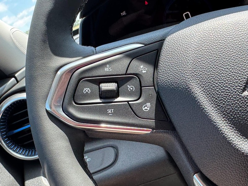 Chevrolet Trax Vehicle Image 10