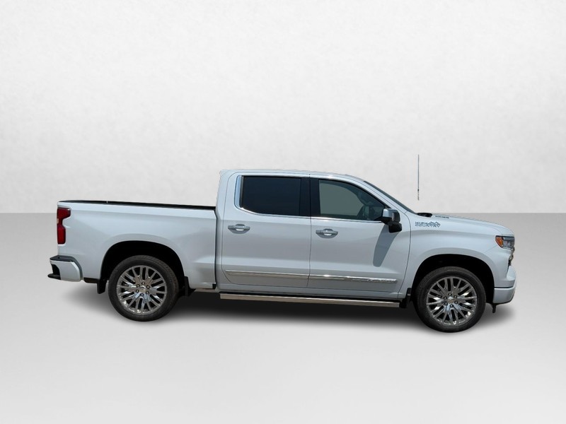 Chevrolet Silverado 1500 Vehicle Image 02