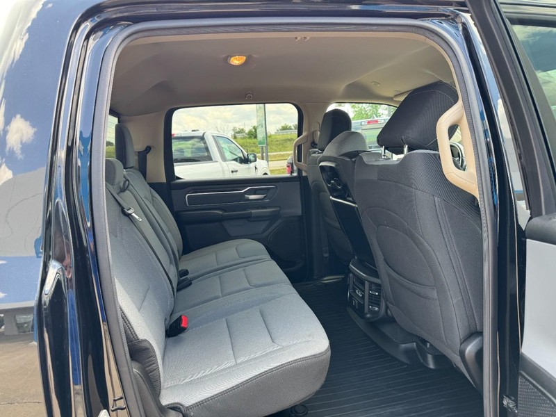 Ram 1500 Vehicle Image 10