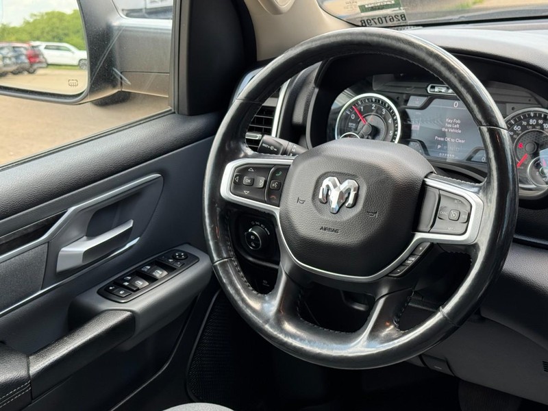 Ram 1500 Vehicle Image 12