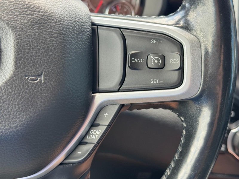 Ram 1500 Vehicle Image 17