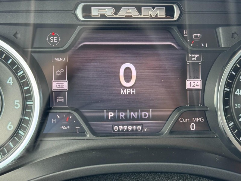 Ram 1500 Vehicle Image 18