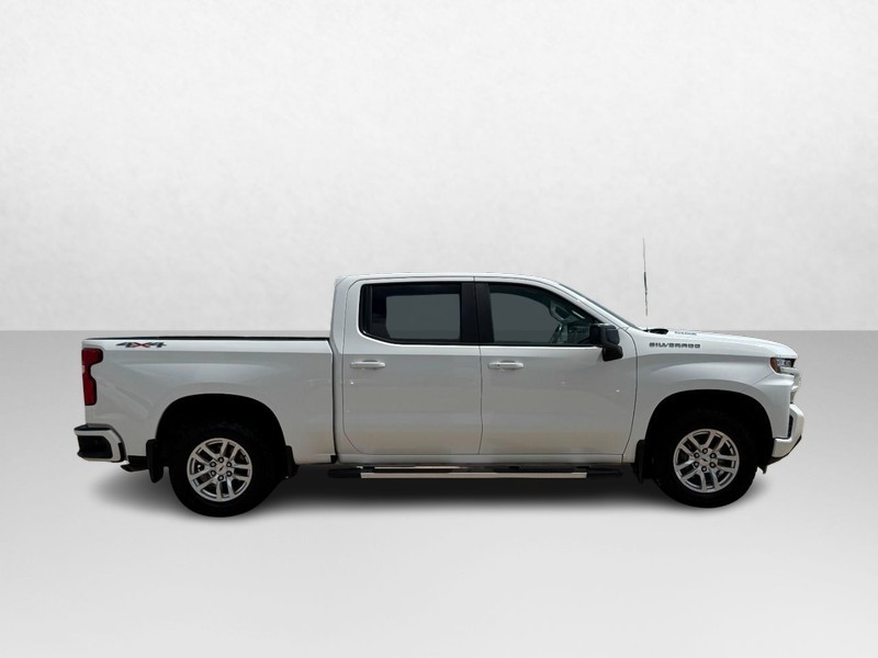 Chevrolet Silverado 1500 Vehicle Image 02
