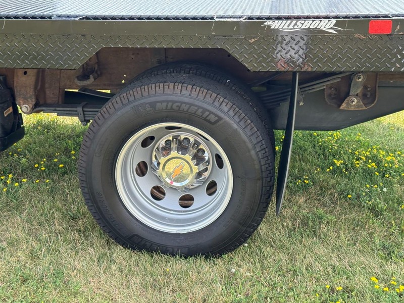 Chevrolet Silverado 3500HD CC Vehicle Image 06