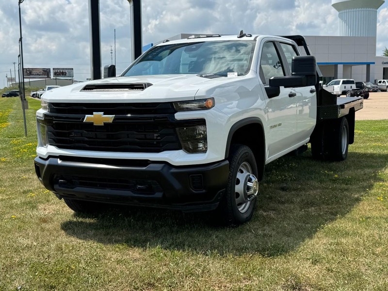 Chevrolet Silverado 3500HD CC Vehicle Image 07