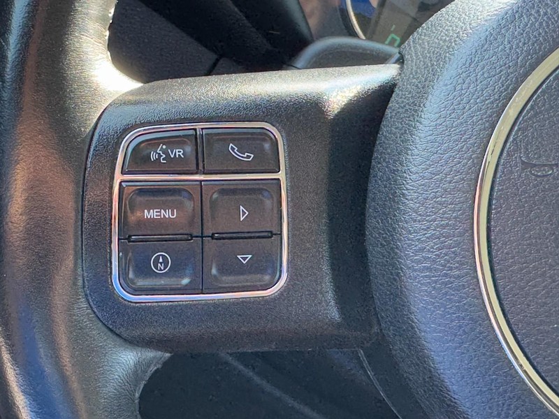 Jeep Wrangler Unlimited Vehicle Image 16