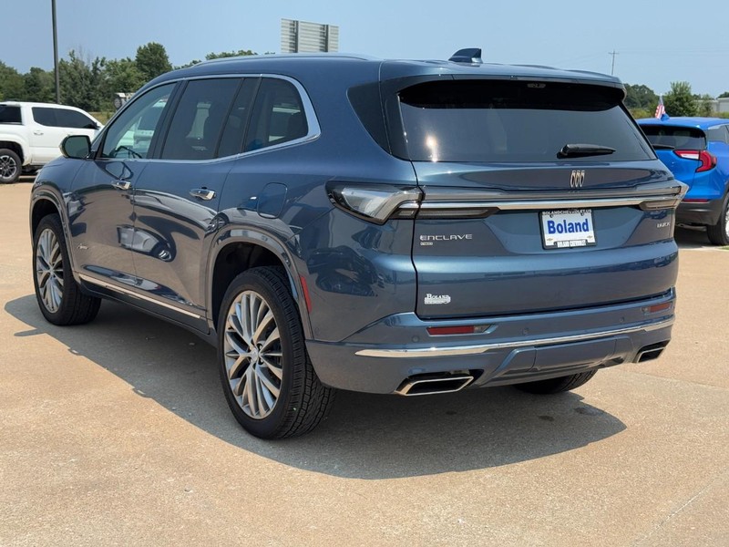 Buick Enclave Vehicle Image 06