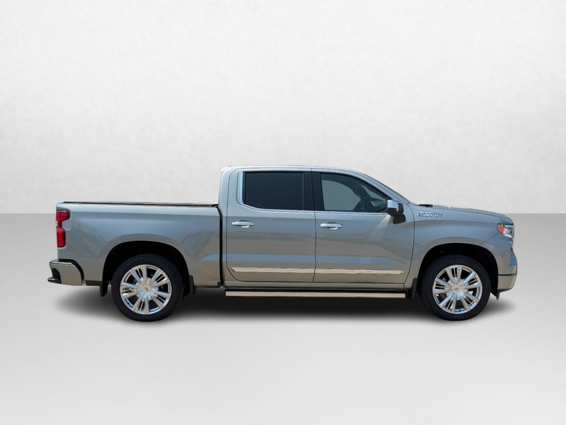 Chevrolet Silverado 1500 Vehicle Image 02
