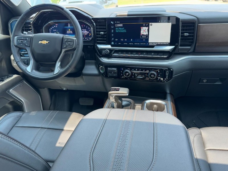 Chevrolet Silverado 1500 Vehicle Image 11