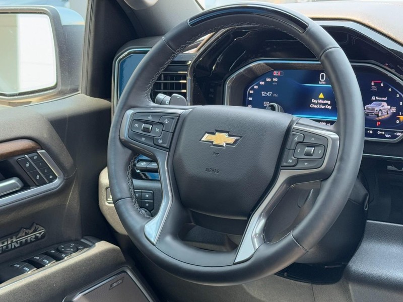 Chevrolet Silverado 1500 Vehicle Image 12