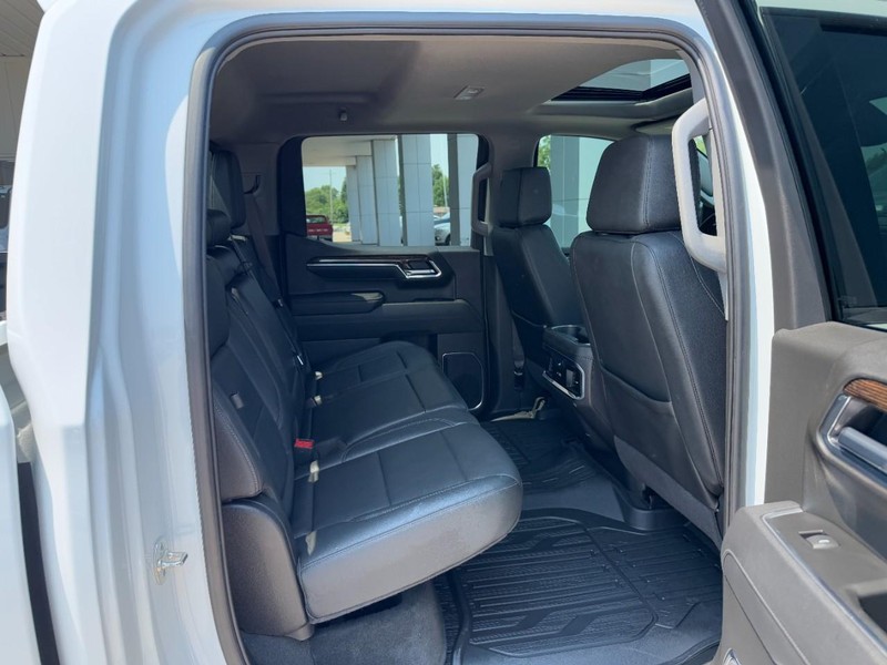 GMC Sierra 1500 Vehicle Image 10