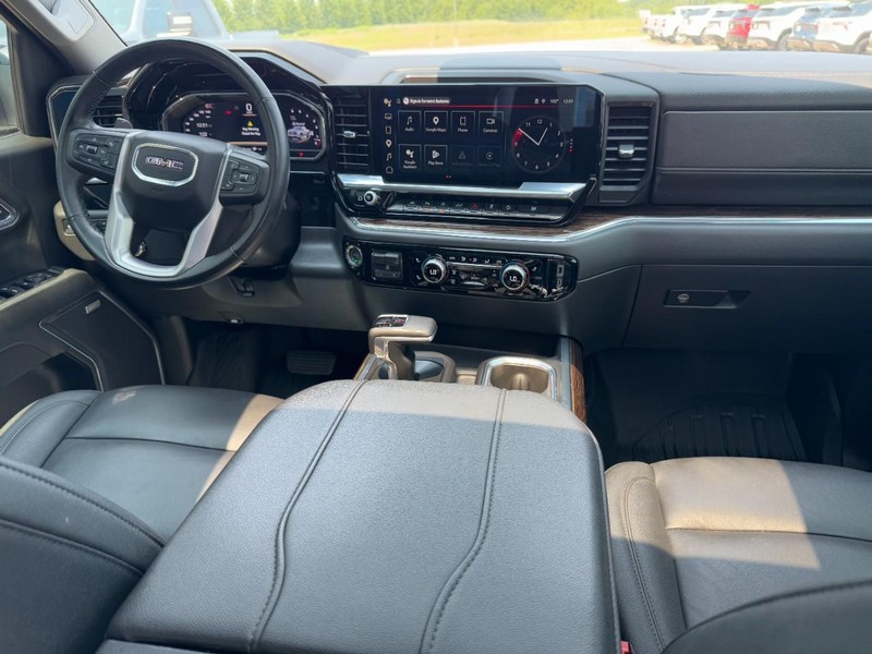 GMC Sierra 1500 Vehicle Image 11