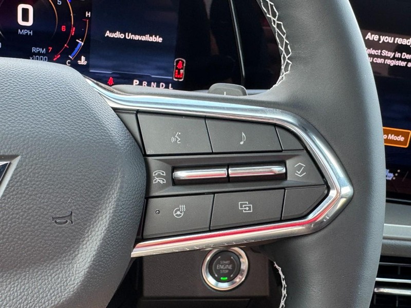 Chevrolet Traverse Vehicle Image 12
