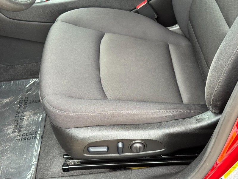 Chevrolet Malibu Vehicle Image 22