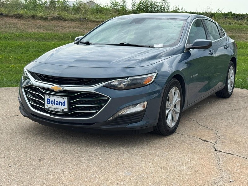 Chevrolet Malibu Vehicle Image 08