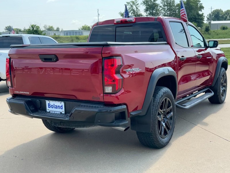 Chevrolet Colorado Vehicle Image 03