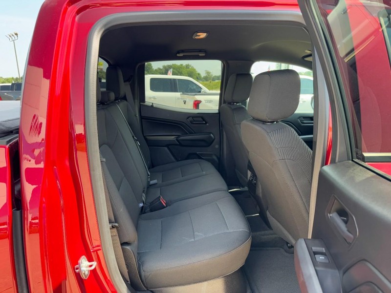 Chevrolet Colorado Vehicle Image 10