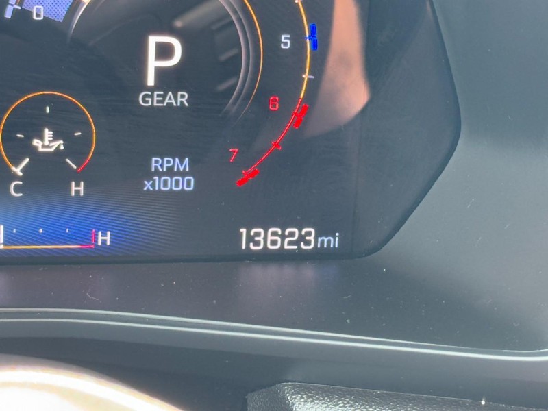 Chevrolet Colorado Vehicle Image 18