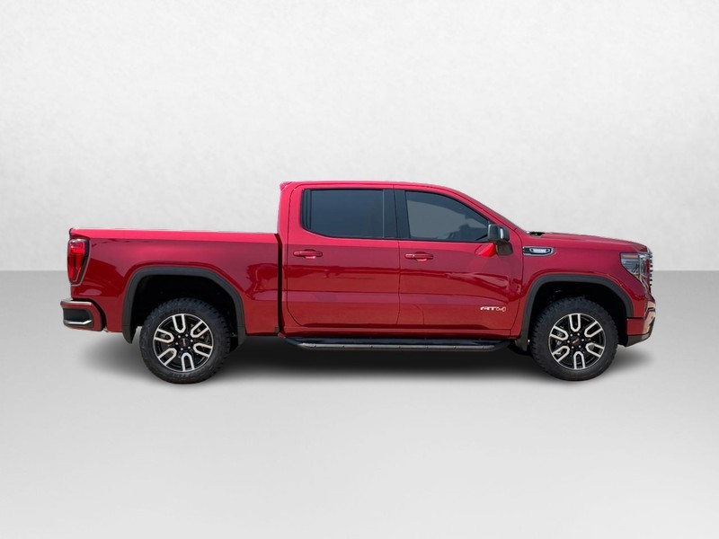 GMC Sierra 1500 Vehicle Image 02