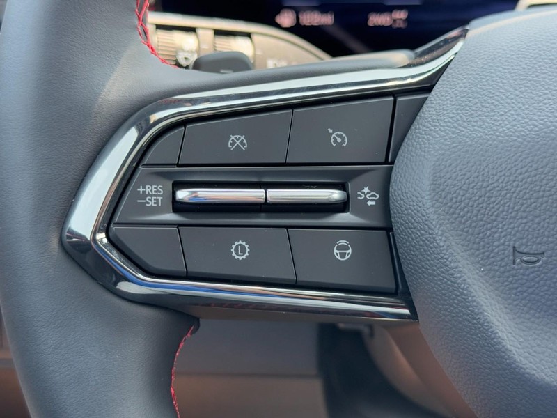 Chevrolet Traverse Vehicle Image 12