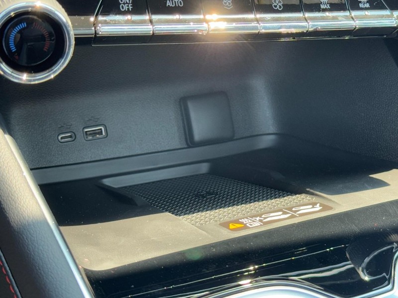 Chevrolet Traverse Vehicle Image 13